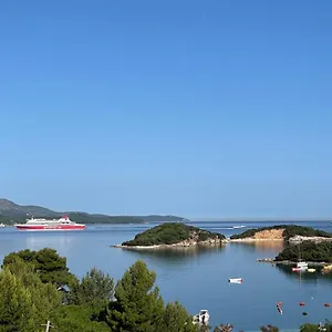 https://villa-bora-bora.albaniahotels.org